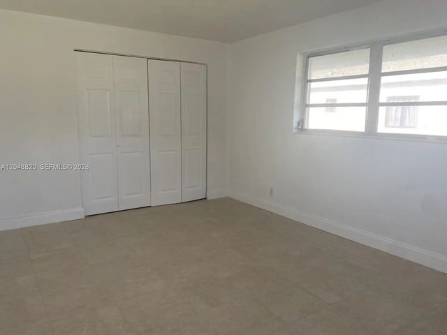 5 of 7 - 5904 Sw 27th Street, West Park, FL