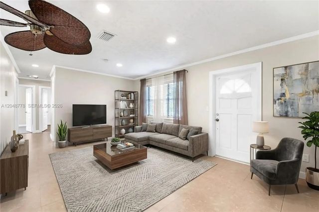2 of 41 - 1759 W Mowry Court, Homestead, FL