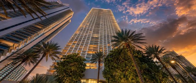 5 of 67 - 16901 Collins Avenue #3002, Sunny Isles Beach, FL