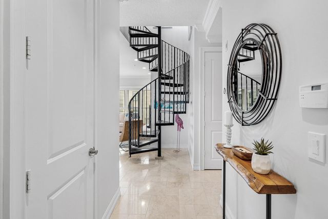4 of 34 - 12 Se 1st Avenue #301, Delray Beach, FL