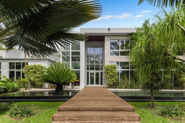 12900 Sw 63rd Avenue, Pinecrest