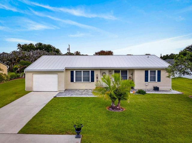 2341 Se West Blackwell Drive, 