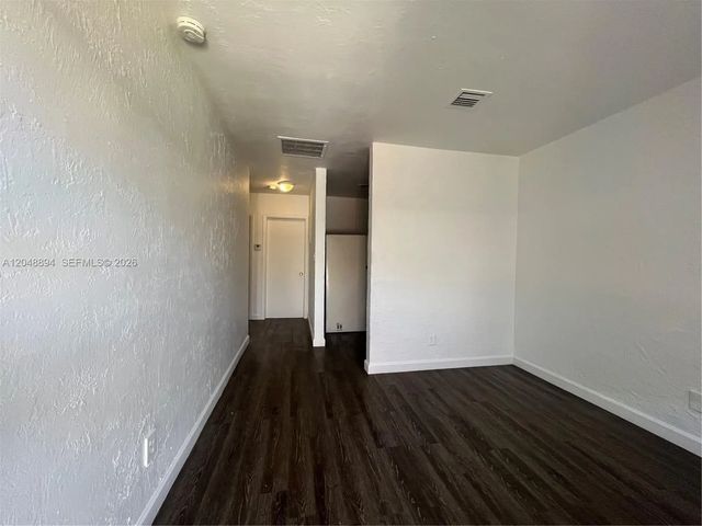5 of 15 - 3024 Nw 2nd Street, Pompano Beach, FL