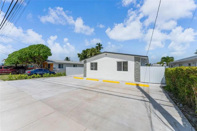 3 of 49 - 3515-3517 Sw 91st Avenue, Miami, FL