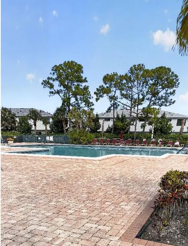4 of 18 - 4820 Lucerne Lakes Boulevard W #402, Lake Worth, FL