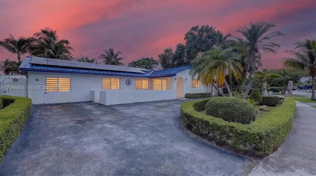 15022 Sw 67th Lane, Miami