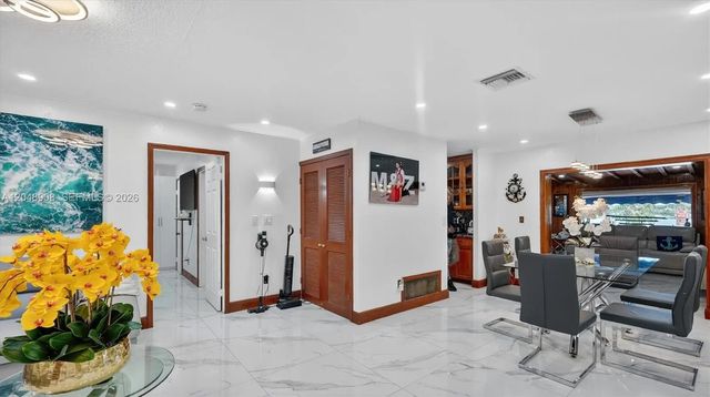 5 of 70 - 15022 Sw 67th Lane, Miami, FL