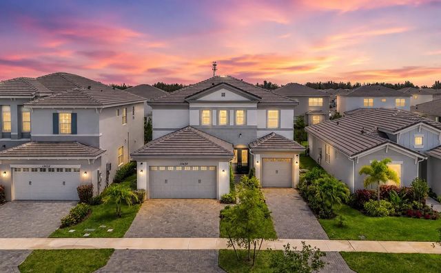 13638 Spruce Pne Drive, Westlake