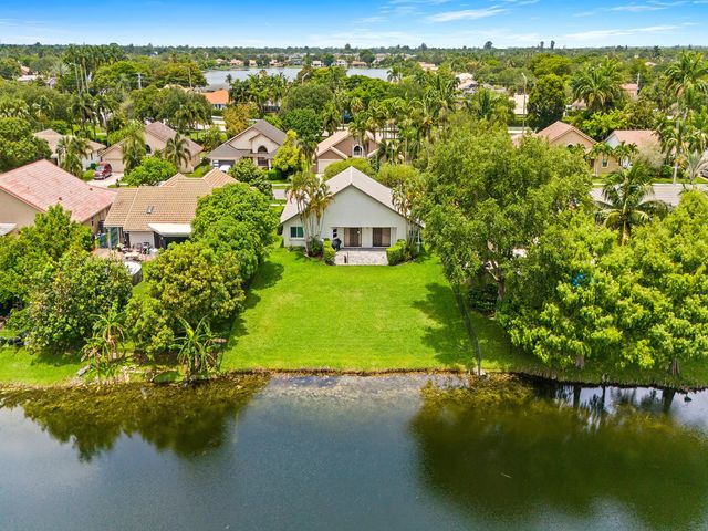3 of 26 - 1750 W Oak Knoll Circle, Davie, FL
