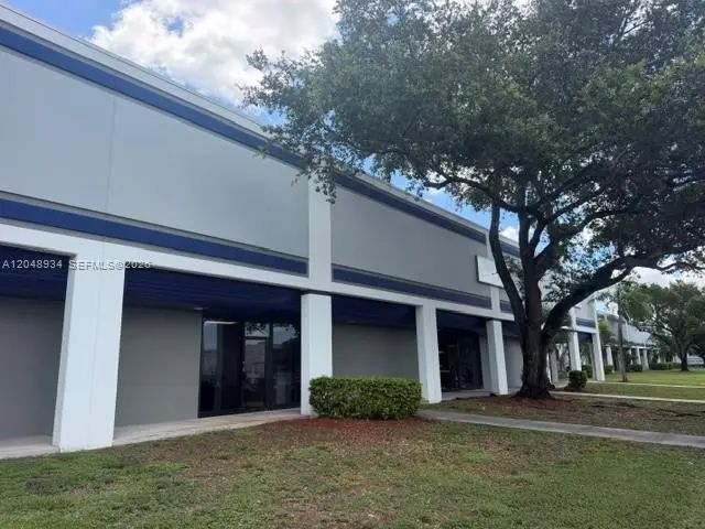 11701 Nw 102nd Road #10, Medley