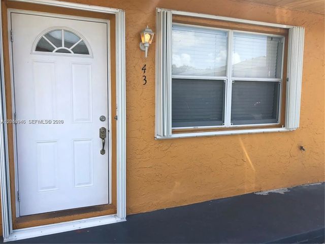 4 of 26 - 43 Ne 12th Avenue #43, Homestead, FL