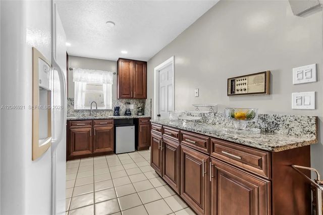 4 of 24 - 7421 Sw 14th Court, North Lauderdale, FL