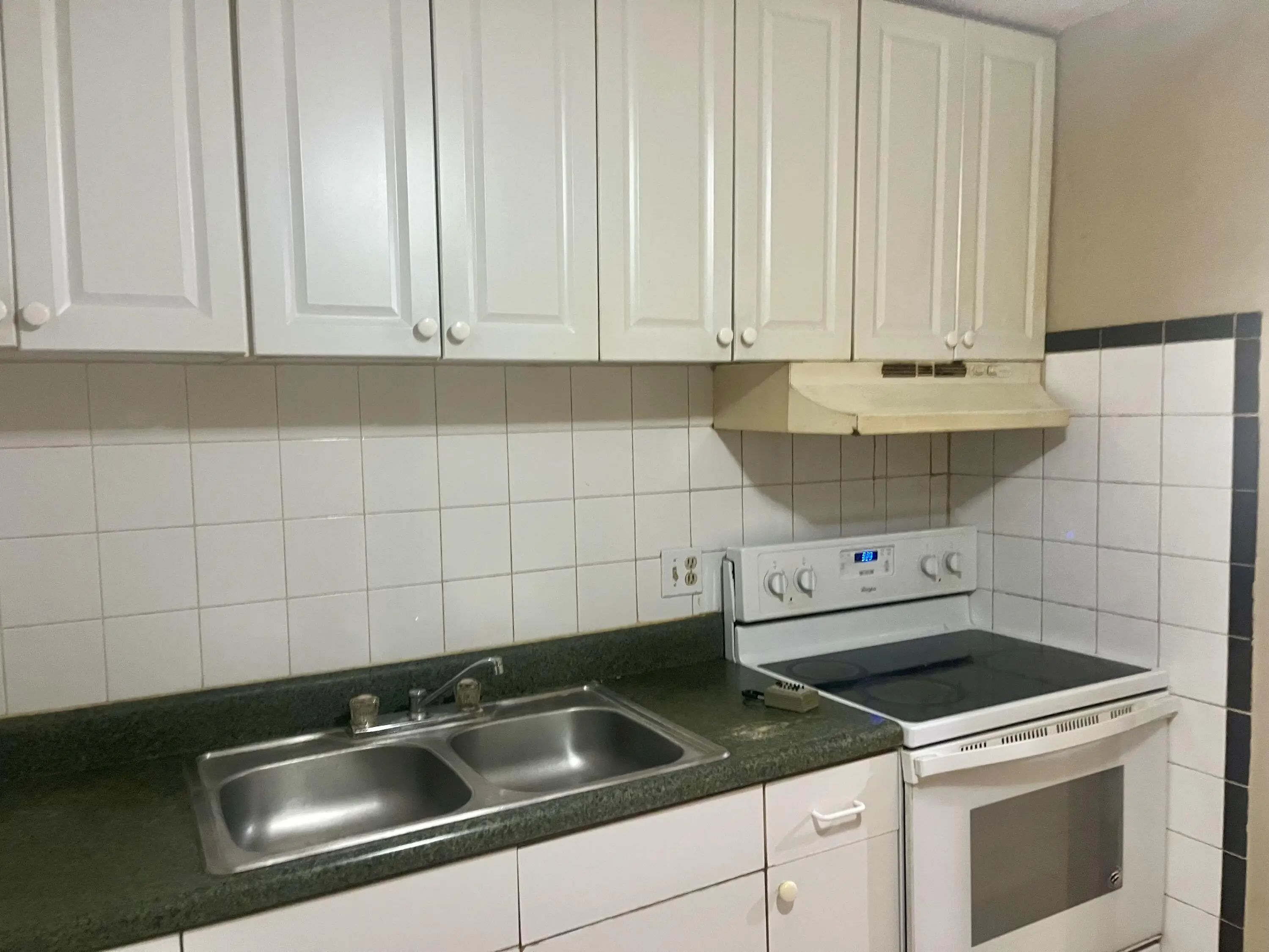 850 E Commercial Boulevard #223c, Oakland Park