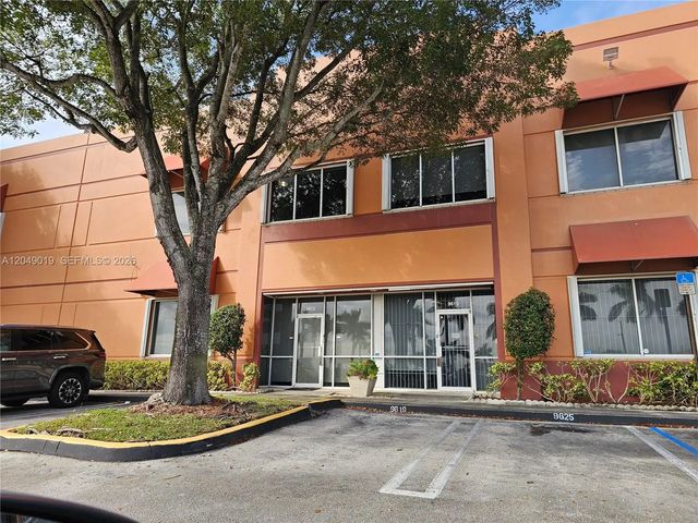 9613 Nw 33rd Street, Doral