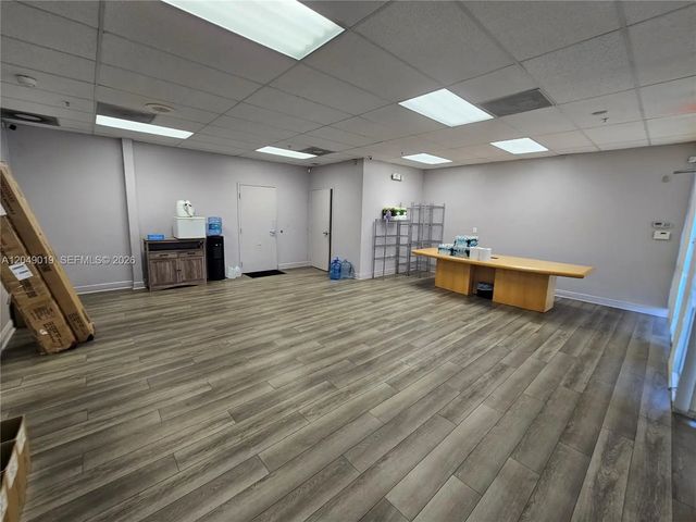3 of 10 - 9613 Nw 33rd Street, Doral, FL