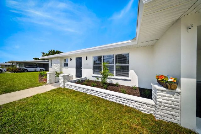 2 of 33 - 216 W Arbor Avenue, Port St. Lucie, FL