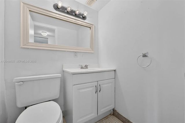 5 of 32 - 7118 Bonita Drive #705, Miami Beach, FL