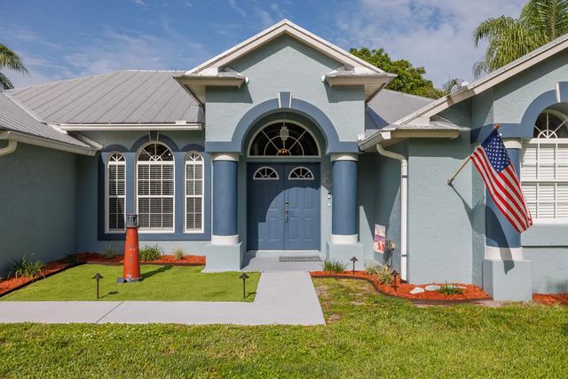 2 of 47 - 8173 Se Carlton Street, Hobe Sound, FL
