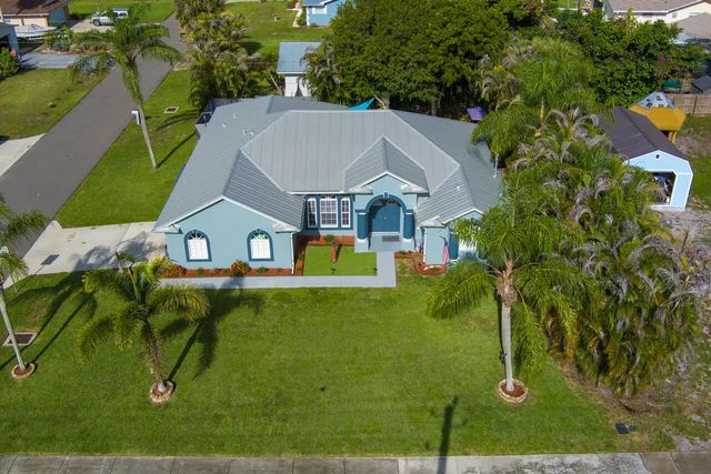 3 of 47 - 8173 Se Carlton Street, Hobe Sound, FL