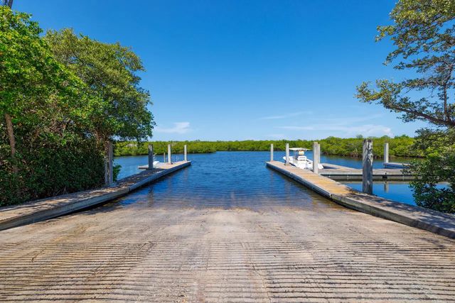 4 of 47 - 8173 Se Carlton Street, Hobe Sound, FL