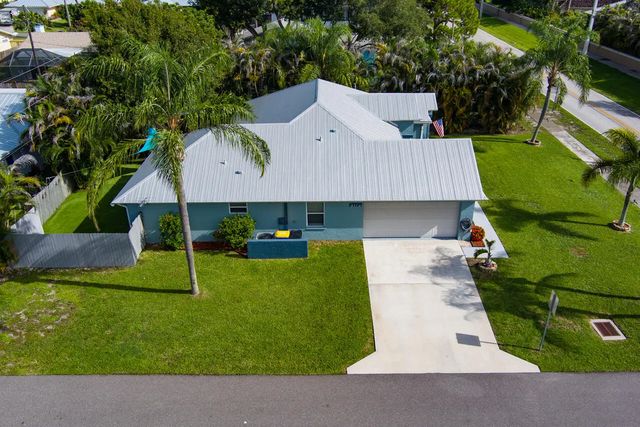 5 of 47 - 8173 Se Carlton Street, Hobe Sound, FL