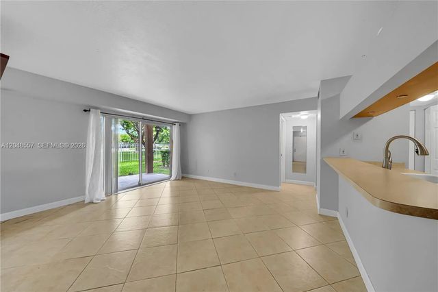 5 of 27 - 15770 Sw 106th Terrace #106, Miami, FL