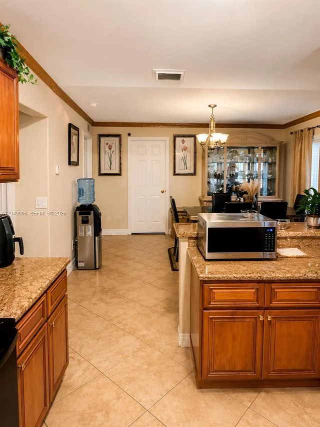 4 of 16 - 2903 19th Street Sw, Lehigh Acres, FL