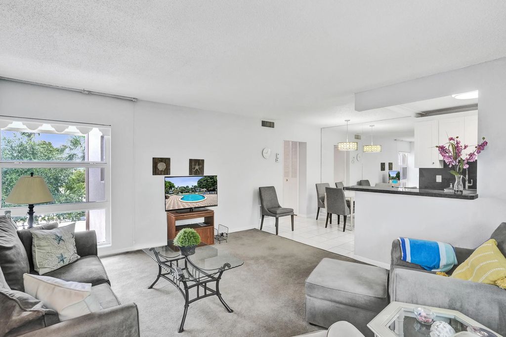 1481 S Ocean Boulevard #339, Lauderdale-By-The-Sea