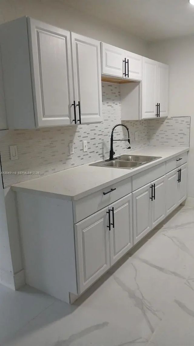 3 of 5 - 3751 Sw 31st Drive, West Park, FL