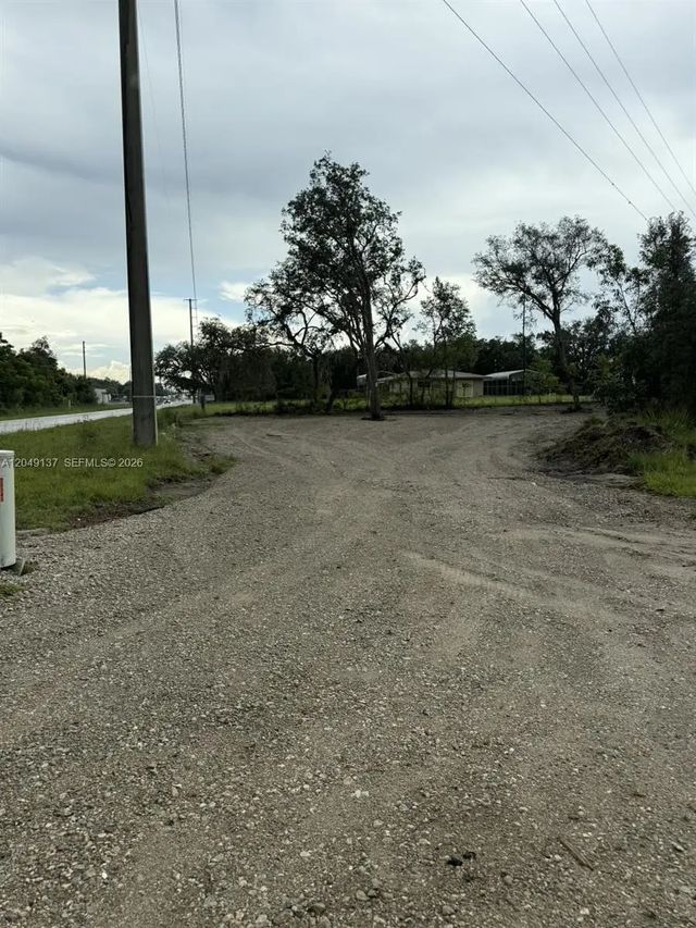 2 of 6 - 4732 Kenilworth Boulevard, Sebring, FL