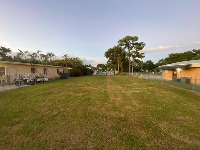 2 of 15 - 3021 W Flagler Street, Miami, FL