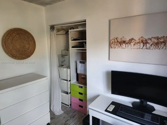 5 of 11 - 460 S Park #209, Hollywood, FL