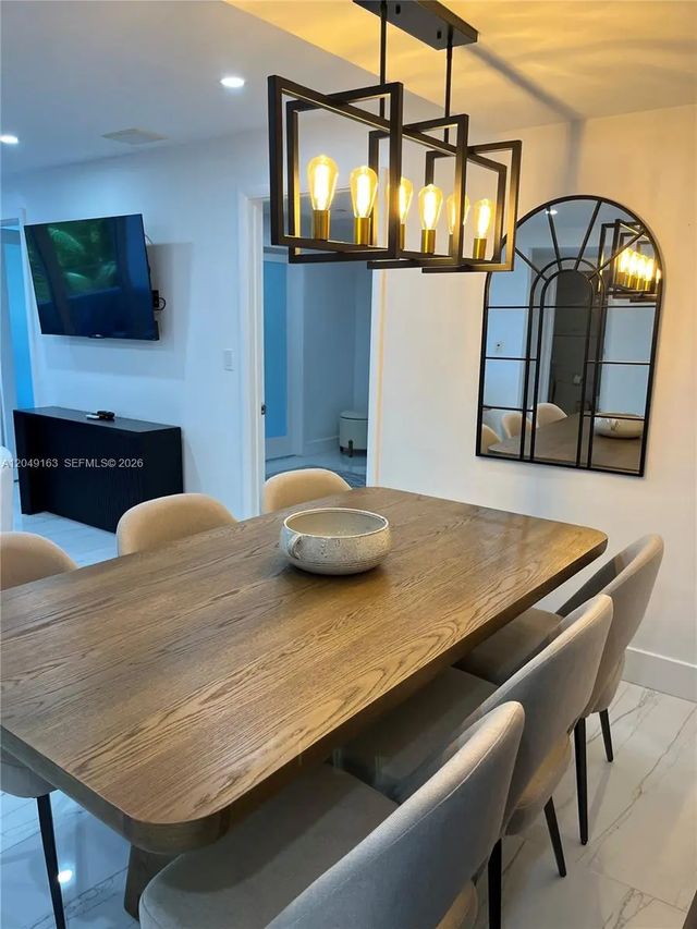 5 of 82 - 2301 Collins Avenue #326, Miami Beach, FL