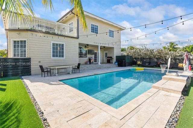 3 of 27 - 901 Dove Avenue, Miami Springs, FL