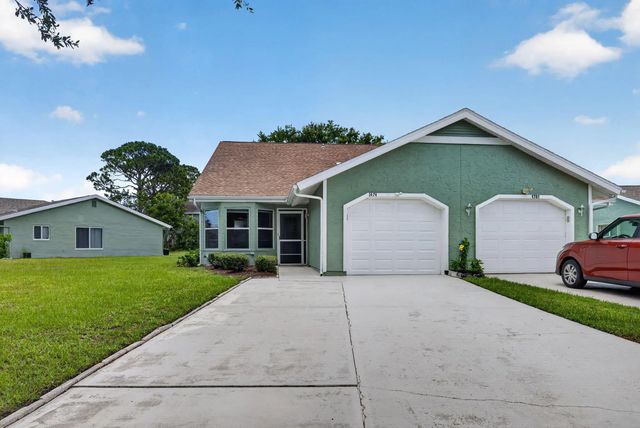 1474 Se Rivergreen Circle, Port St. Lucie