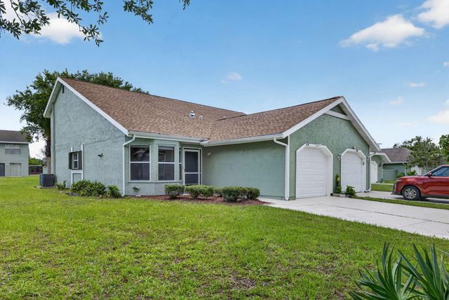 2 of 38 - 1474 Se Rivergreen Circle, Port St. Lucie, FL