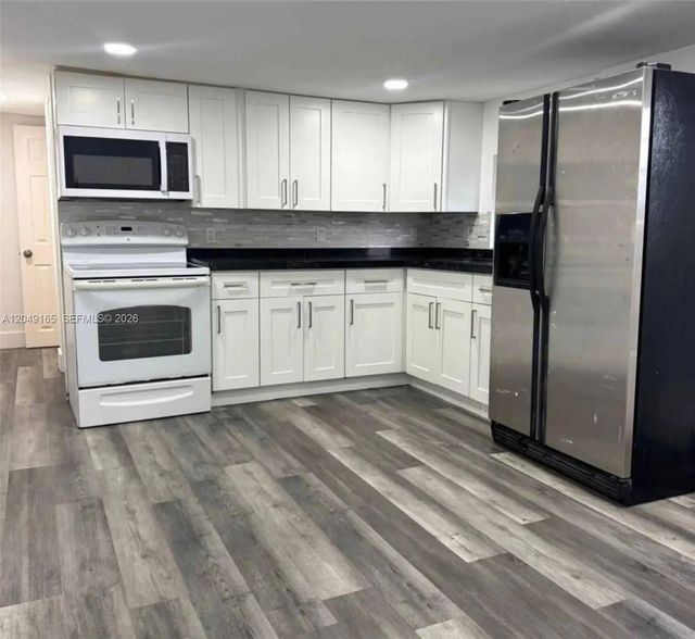 2780 Nw 29th Court, Oakland Park