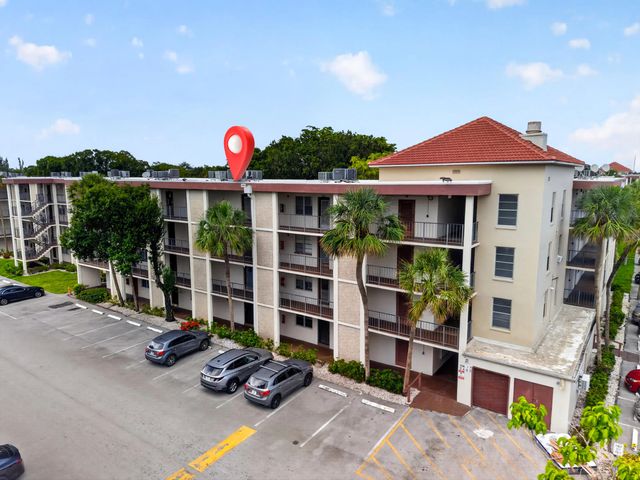 2 of 37 - 2600 Nw 49th Avenue #410, Lauderdale Lakes, FL
