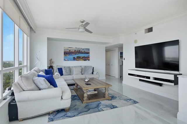 2 of 46 - 600 W Las Olas Boulevard #1808s, Fort Lauderdale, FL