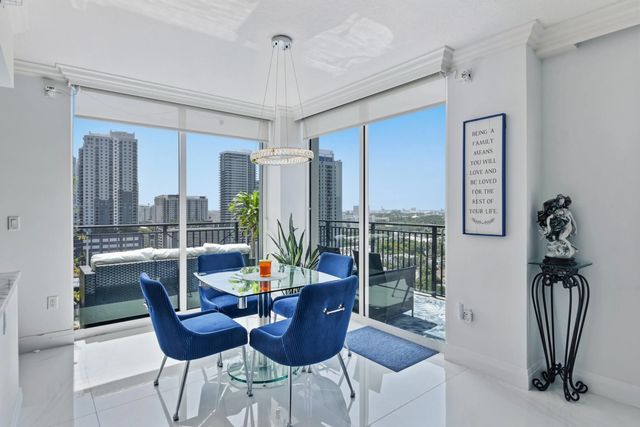 4 of 46 - 600 W Las Olas Boulevard #1808s, Fort Lauderdale, FL