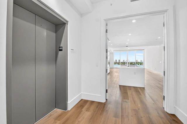 220 Lake Shore Drive #1506, Lake Park