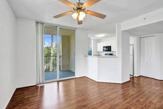 5 of 33 - 520 Se 5 Avenue #1203, Fort Lauderdale, FL