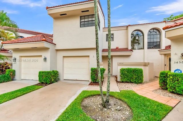 3454 Laurel Oaks Lane, Hollywood