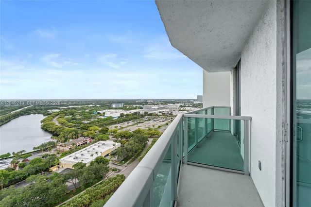 4 of 55 - 2681 N Flamingo Road #2205s, Sunrise, FL