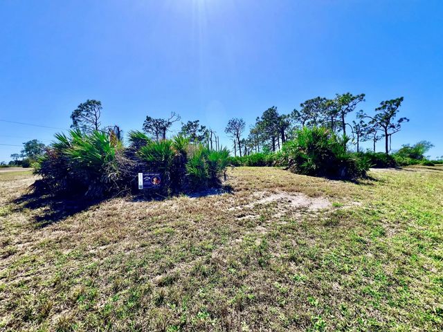 11 Boat Court, Placida