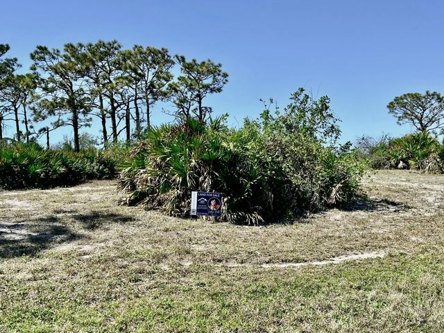 4 of 14 - 11 Boat Court, Placida, FL