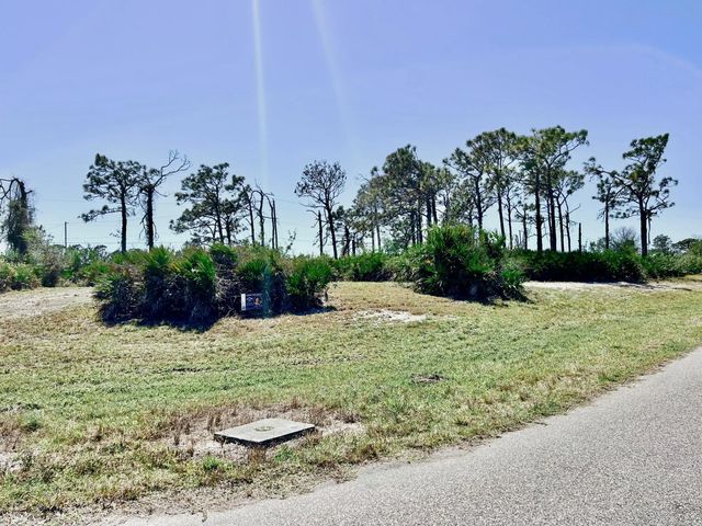 5 of 14 - 11 Boat Court, Placida, FL