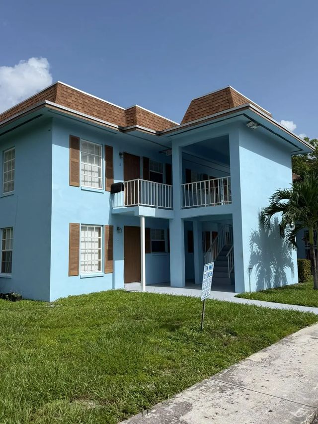 3 of 28 - 4951 Wedgewood Way #5, West Palm Beach, FL