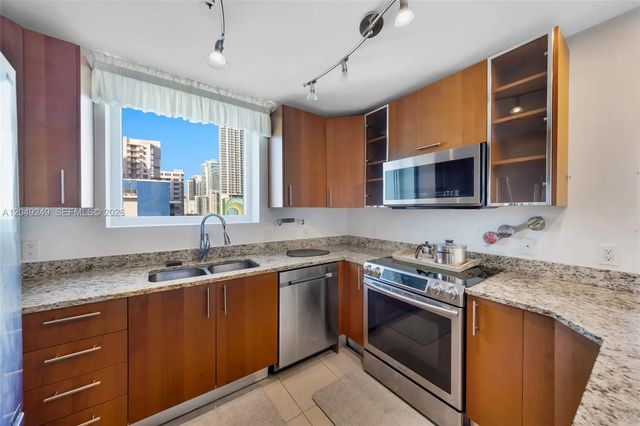 4 of 16 - 1945 S Ocean Drive #714, Hallandale Beach, FL