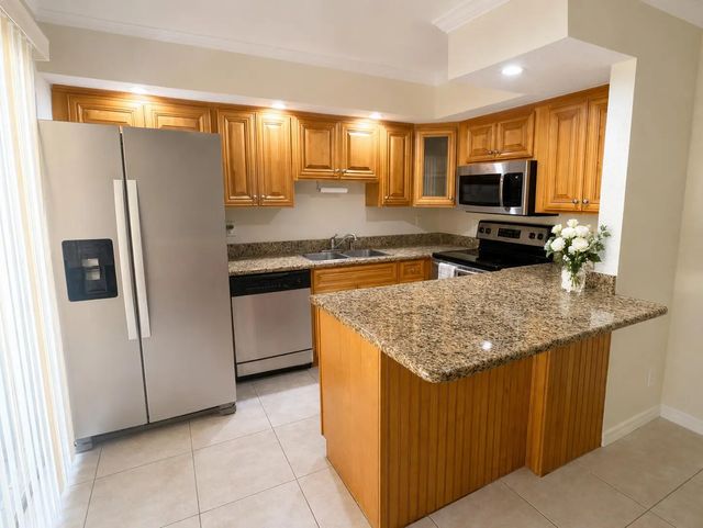 3 of 14 - 234 Lake Arbor Drive, Palm Springs, FL